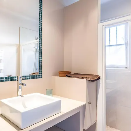Saint-jean De Luz, Centre, Maison 8 Couchages - Classee 3* Hotel